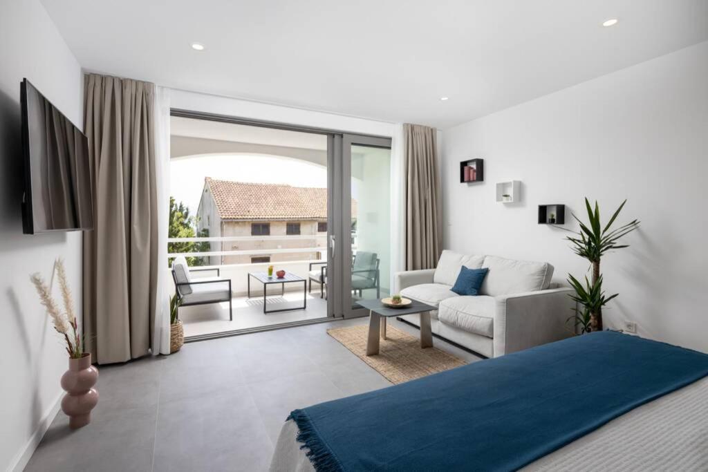 Holiday In Bol **** Blue Εξωτερικό φωτογραφία